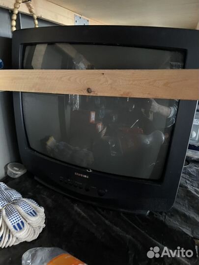 Телевизор
