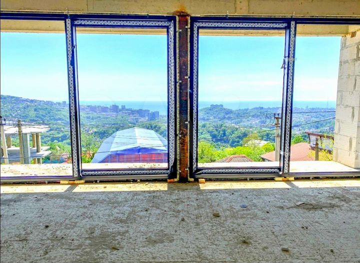 Коттедж 240 м² на участке 6 сот.