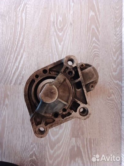 Стартер Renault Logan