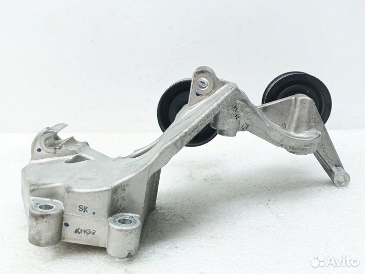 Кронштейн генератора Kia Sportage 4 QL 2.0D D4HA