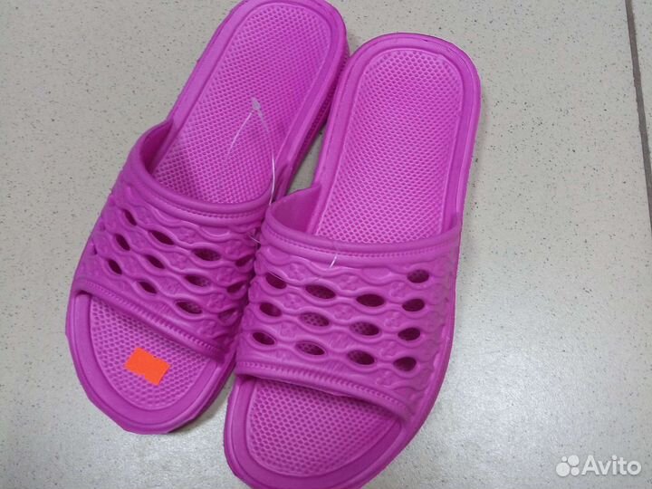 Шлепки женские