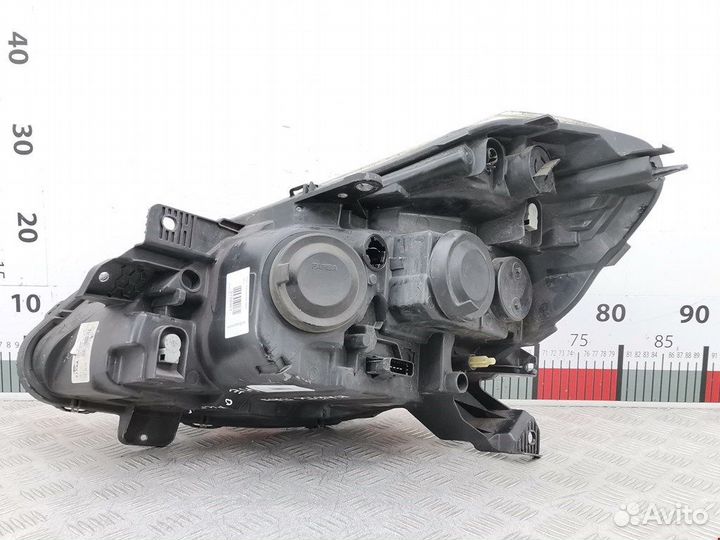 Фара правая Renault Clio