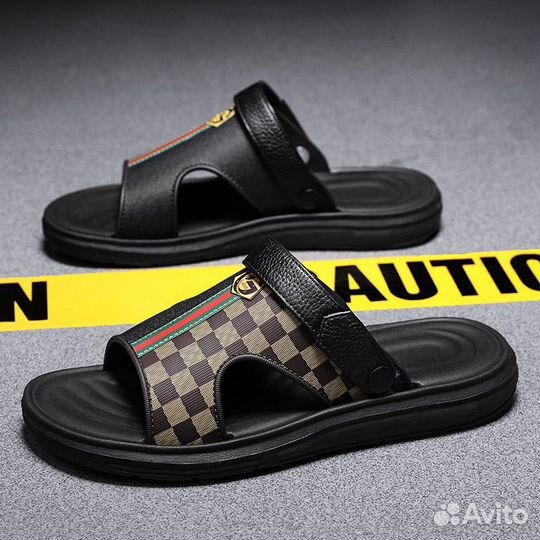 Сланцы мужские классика