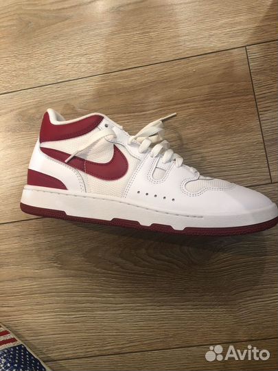 Кроссовки nike mac attack