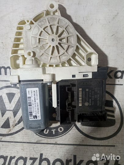 Мотор стеклоподъёмника передний левый Seat Leon 2