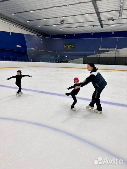 Тренер по фигурному катанию