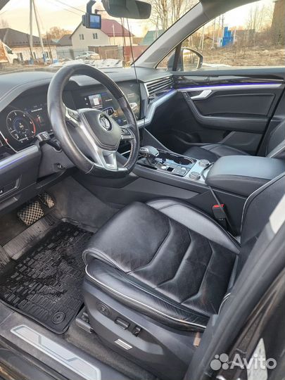 Volkswagen Touareg 3.0 AT, 2019, 170 000 км