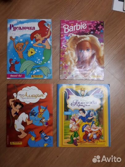 Наклейки из альбомов Panini
