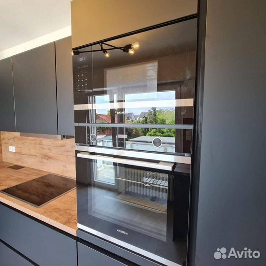 Кухонный гарнитур угловой матовый