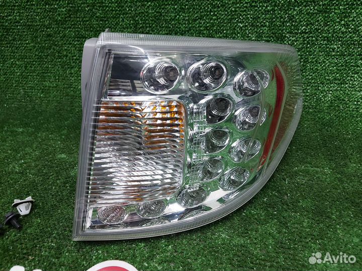 Фонарь задний Subaru Impreza GH GR правый