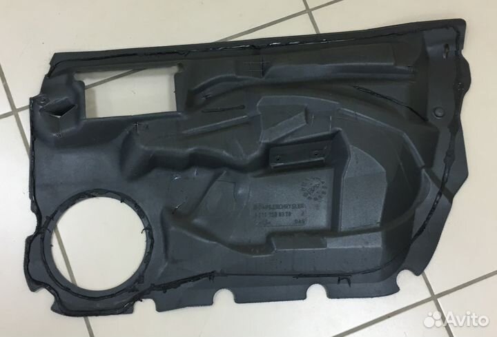 Шумоизоляция передней левой двери Mercedes W211