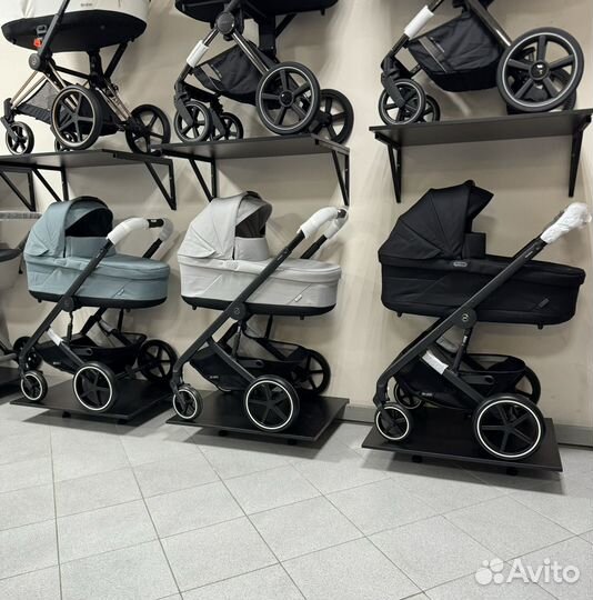 Коляска 3 в 1 Cybex Balios S Lux BLK Moon Black