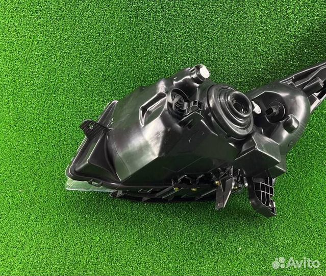 Фара правая Chevrolet Cruze седан