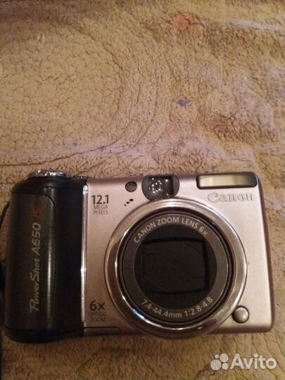 Компактный фотоаппарат