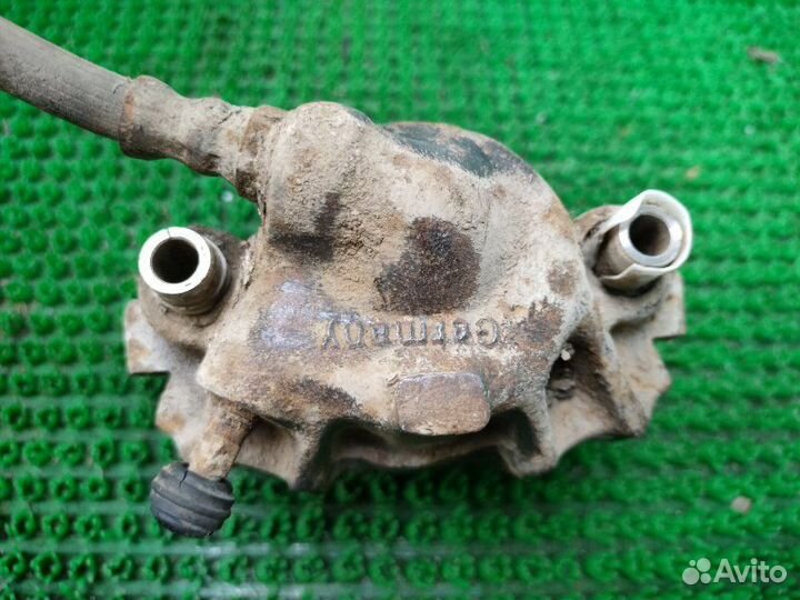 Суппорт передний правый Volkswagen Golf 2 HK 1985