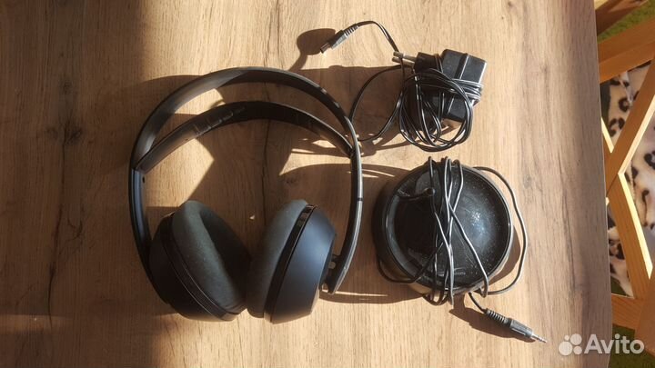 Беспроводные наушники Philips SBC HC8435