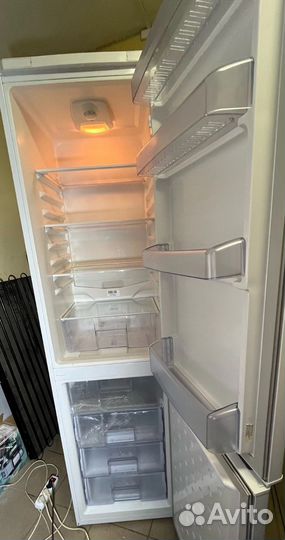 Холодильник Веко высота 198 см