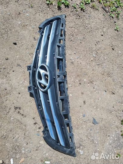 Решетка радиатора Hyundai Solaris 1 2014-2017