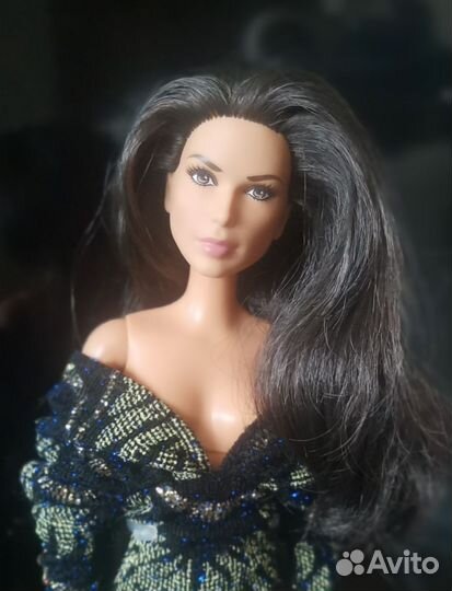Барби чудо-женщина на теле мтм