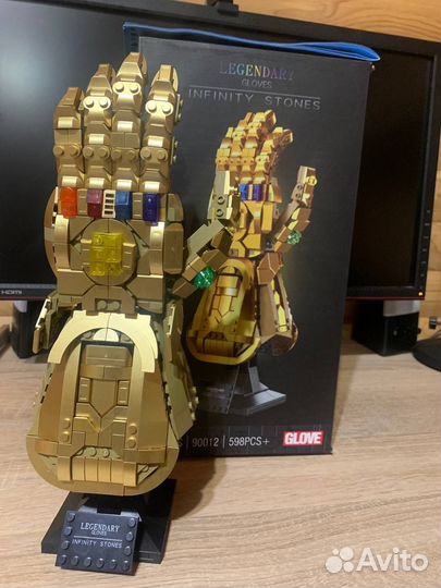 Перчатка бесконечности Таноса