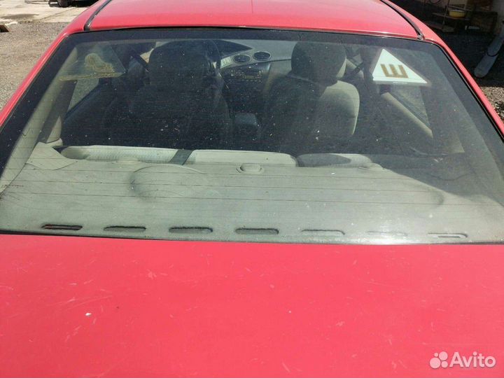 Стекло заднее Ford Focus 1 Форд Фокус 1