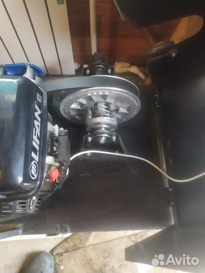 Мото буксировщик с санями