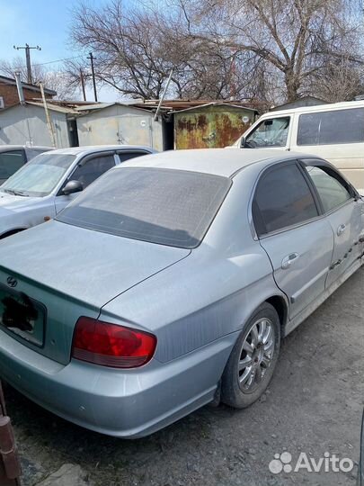 В разборе Hyundai Sonata 2011 г 2.0 л МКПП