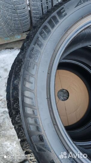 Bridgestone Ice Cruiser 7000 235/55 R18 104T