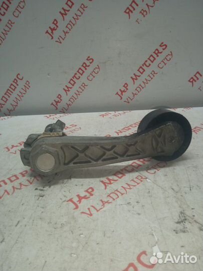 Натяжитель ремня генератора Peugeot 308 хэтчбек