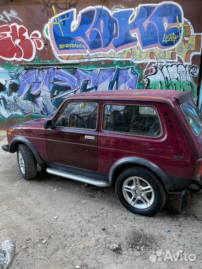 LADA 4x4 (Нива) 1.7 МТ, 2004, 97 000 км