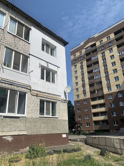 2-к. квартира, 49 м², 3/3 эт.