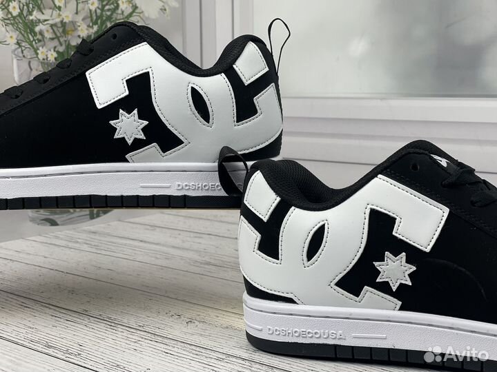 Кроссовки дутыши DC Shoes