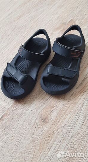 Сандалии для мальчика crocs