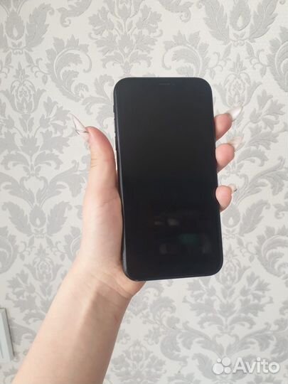 iPhone Xr, 128 ГБ