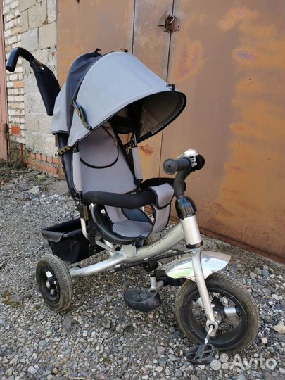 Трехколесный велосипед