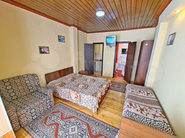 Комната 33 м², 2/2 эт.