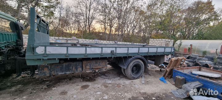 Кузов бортовой с японца