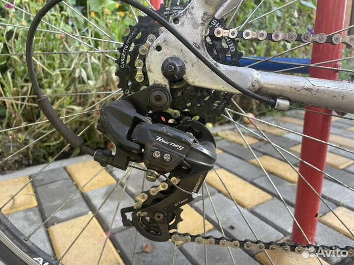 Шоссейный велосипед triban 100