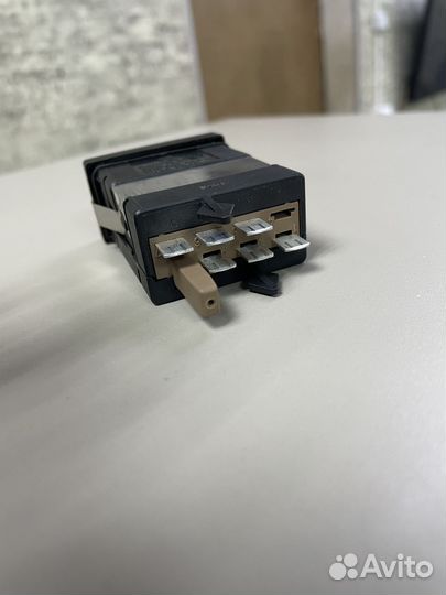 Кнопка обогрева сидений Фольксваген Пассат Б5+