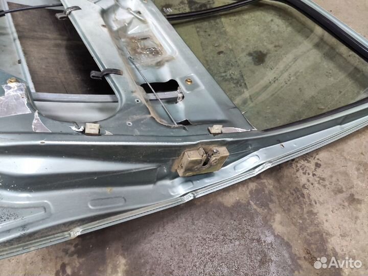 Дверь передняя правая Volkswagen Golf 2