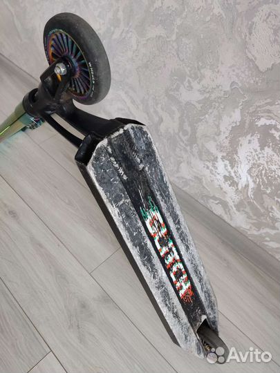 Трюковой самокат