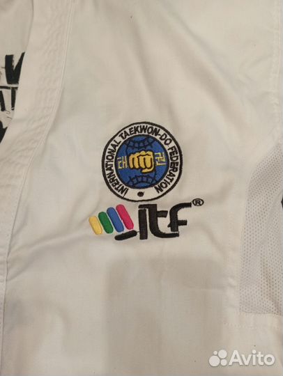 Форма для тхэквондо 140