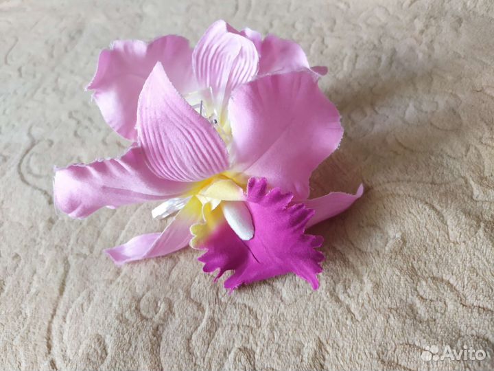 Заколки для волос