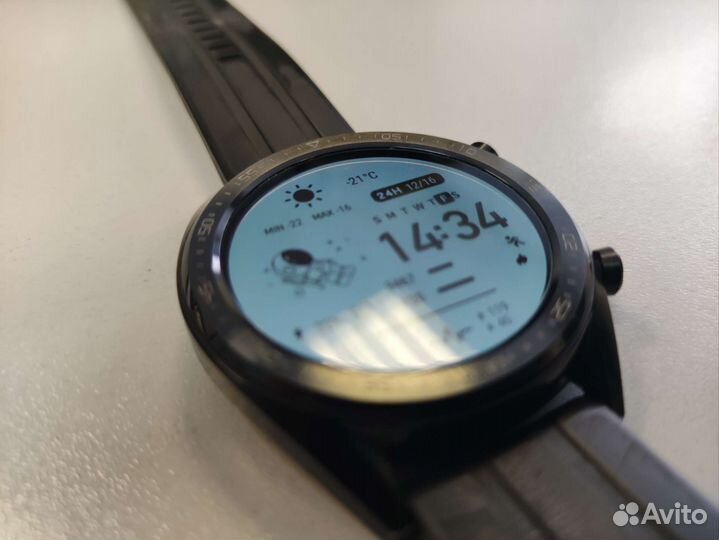 Смарт часы Huawei GT