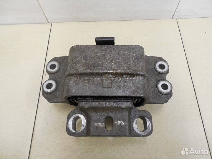 Опора двигателя левая Octavia (A5 1Z) 2004-2013