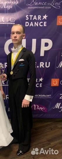 Фрак, брюки для бальных танцев