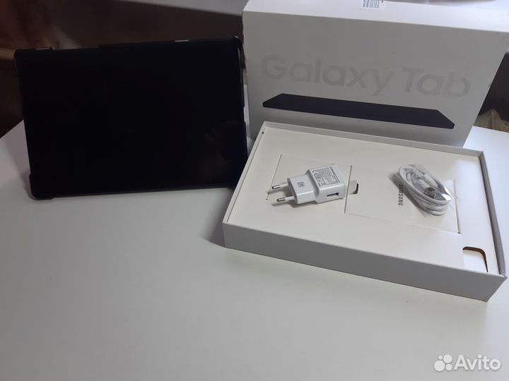 Планшет Samsung Galaxy Tab A8 4/64GB LTE (SM-X205)