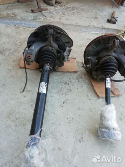 Кулак паваротный volkswagen пола