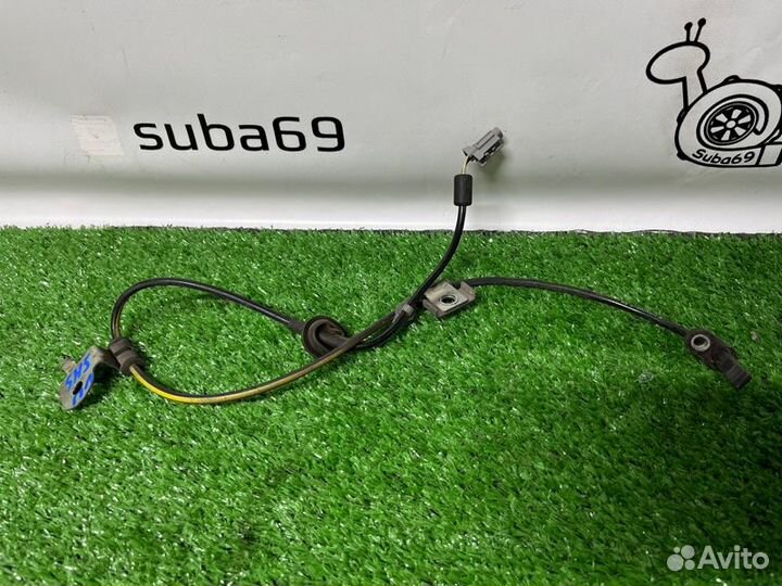 Датчик ABS передний левый Subaru Forester SH5