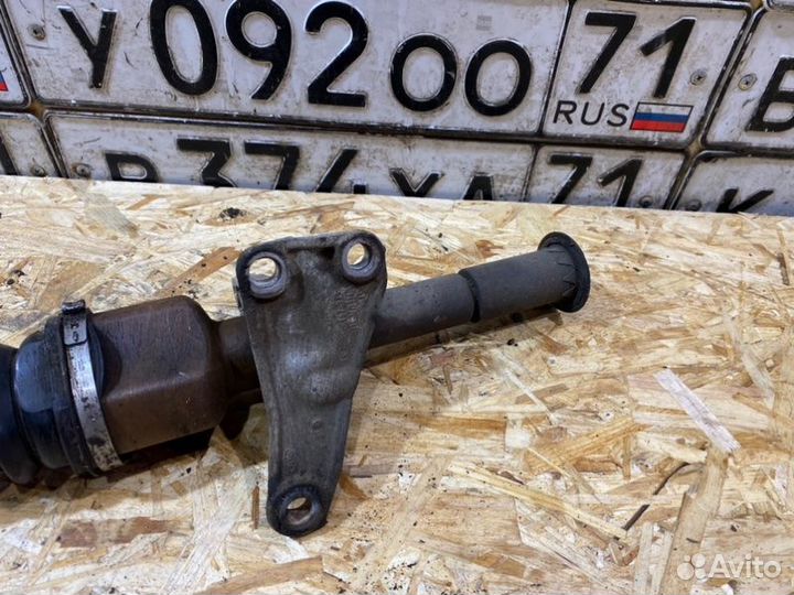 Привод правый Renault Megane седан K4M 1.6 2005